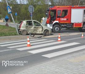 Zderzenie samochodów osobowych w Budzowie. 