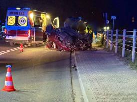 Dachowanie auta na DK28.