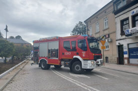 Podczas prac związanych z przebudową rynku, przypadkowo uszkodzono rurociąg gazowy.