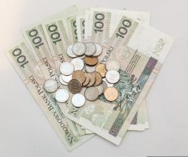 Czternasta emerytura 2026. ZUS podał terminy wypłat.