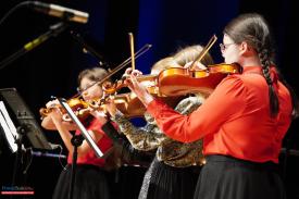 Młodzi artyści w Zamku Suskim. Wyjątkowy koncert uczniów szkoły muzycznej.