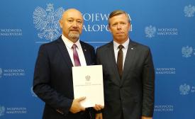 2 540 000 zł dla powiatu na remont dróg