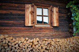 Czy domy drewniane to dobra inwestycja?