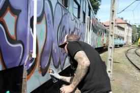 Graficiarze pomalowali pociąg na ŚDM