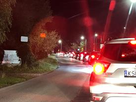 Wypadek motocyklisty na DK28 w Zembrzycach. 