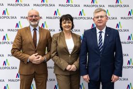 Wielkie wsparcie dla Gminy Zawoja. Inwestycje w ludzi i bezpieczeństwo.