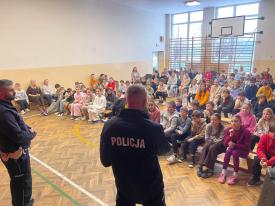 „Razem Bezpieczniej”: edukacja dzieci o bezpieczeństwie drogowym w Szkole Podstawowej nr 1 w Suchej Beskidzkiej.