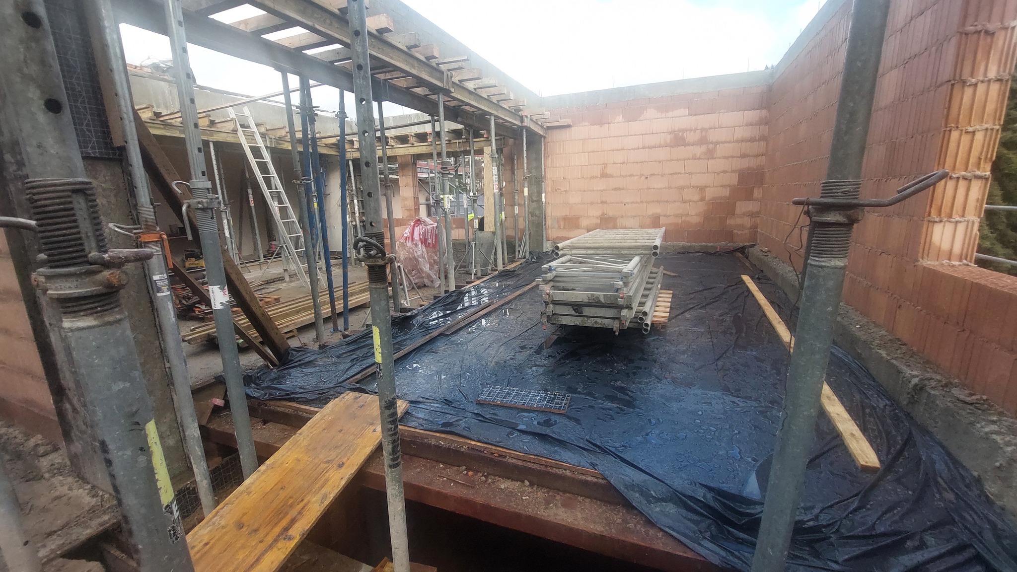 583095013_1262315722580414_1176338460645687220_n